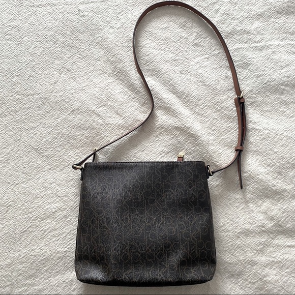 CALVIN KLEIN Monogram Crossbody - Picture 5 of 7